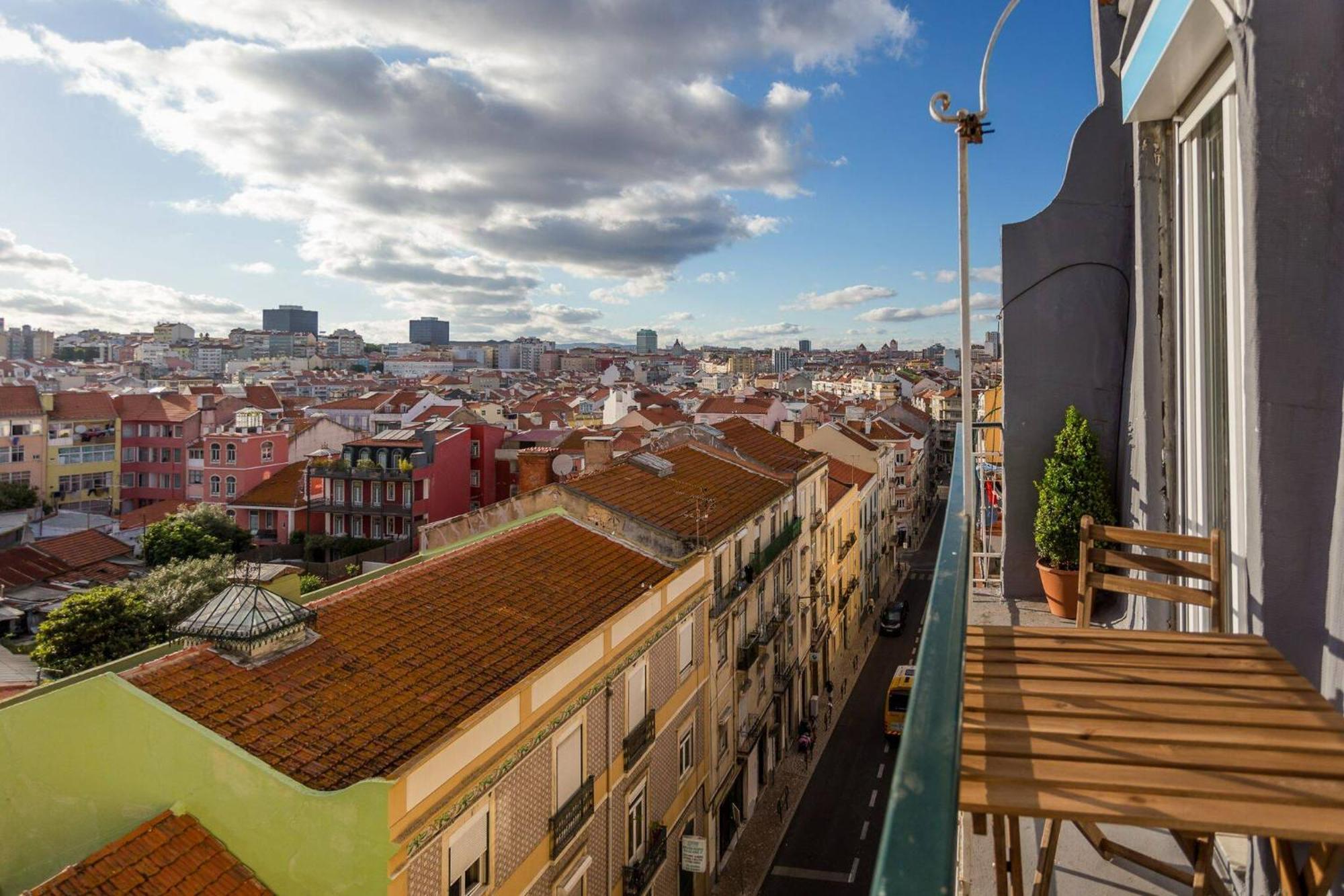 Charming Flat With 2 Bedrooms On Lisbon'S 7Th Hill Exterior foto